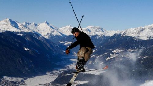 Plan de Corones cerca il Guiness: sciare Mille chilometri in 24 ore