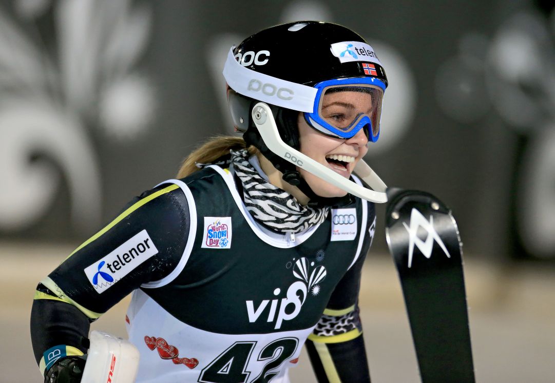 L12: Sh. le sorelle Løseth guidano la squadra norvegese di slalom
