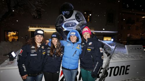 A Cortina continua a nevicare: discesa cancellata anche oggi!