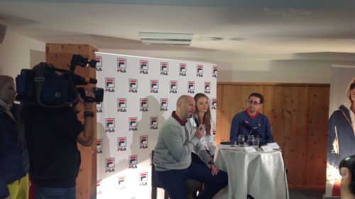 Sölden: le Mika Ski Stars si presentano, Elena Curtoni è molto motivata... 