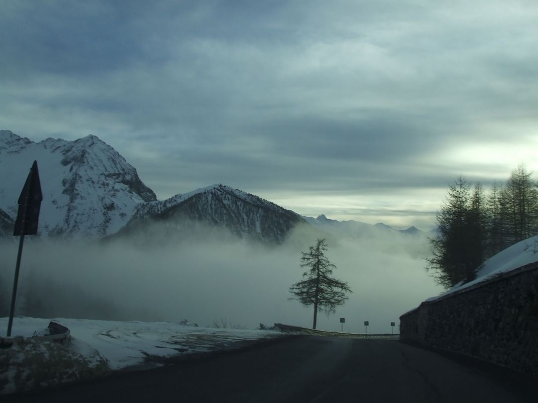 ..oltre la nebbia ci sono le piste!