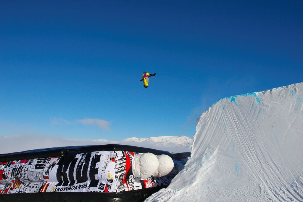 LOCATION:TIGNES
RIDER: BEN VALENTIN