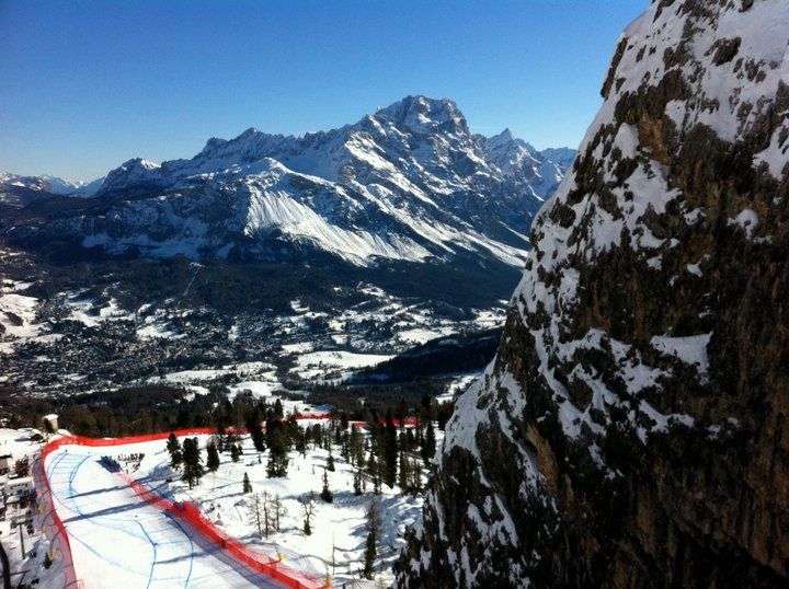 Panorama dalle piste della discesa libera cortina