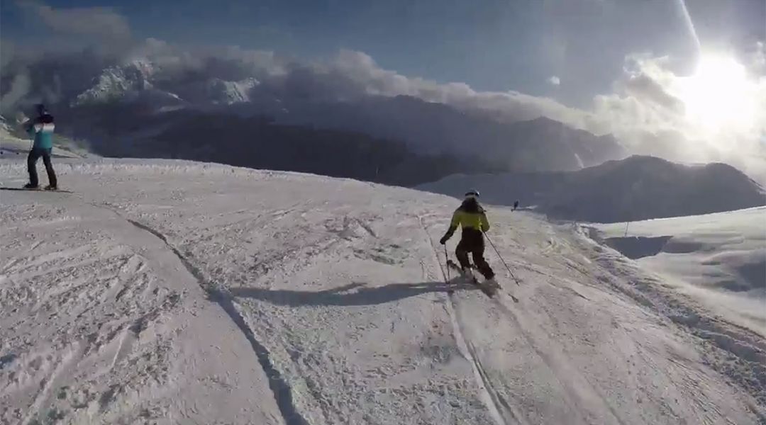 Livigno riparte, oggi dopo quasi due anni di buio quasi 1500 sciatori sulle piste di Carosello 3000