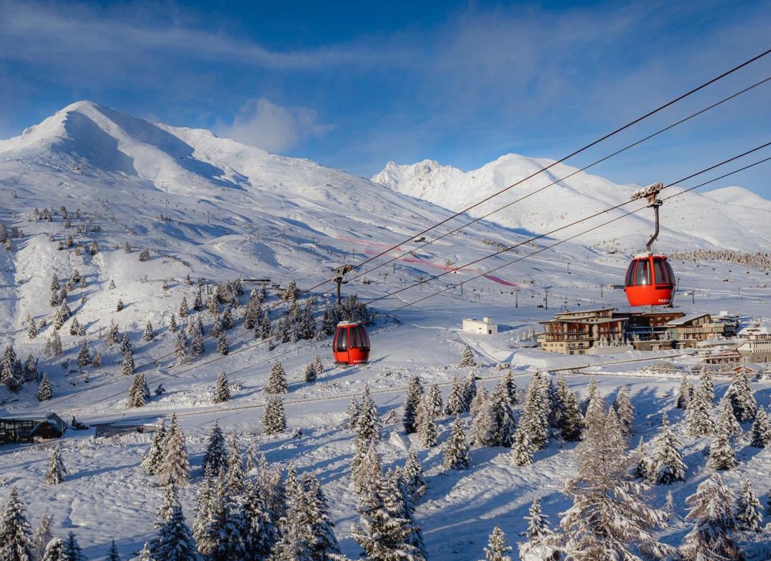 Grazue alle nevicate di questi giorni, sabato 18 novembre aprono gli impianti al Passo del Tonale - Presena