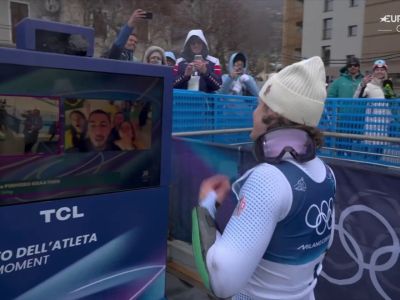 Video Braathen gioisce con parenti e amici: la family cam è una festa verdeoro a Bormio