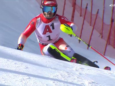 Video Loic Meillard autore di una prima manche da maestro nello slalom sulla Ganslern, il video