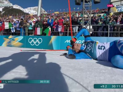 Video Lisa Vittozzi riscrive la storia, il primo oro del biathlon per lItalia è realtà. Larrivo nel catino di Anterselva
