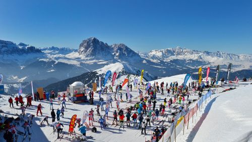 Dal 22 al 24 marzo 2024 torna Südtirol Gardenissima, non solo lo slalom gigante più lungo al mondo!