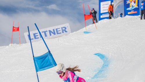 360 atleti hanno mostrato le loro abilità nello slalom gigante