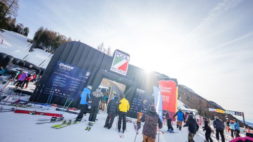 Alpe Cimbra: il 14 e 15 febbraio si testano le collezioni sci 2026/27 del Pool Sci Italia