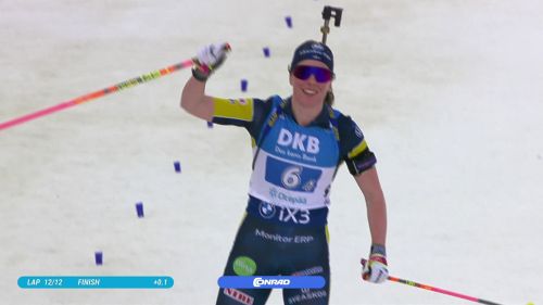 Tutto facile per la Svezia nella staffetta mista, podio a sorpresa con Svizzera e USA: rivivi l'arrivo