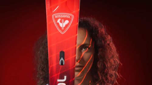 Rossignol Hero 2026/27: la nuova collezione racing celebra l'amore per l'agonismo