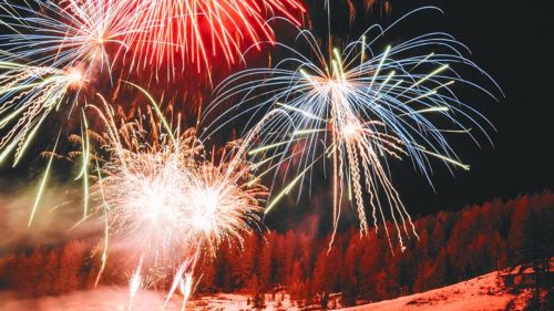 30 Dicembre, il Capodanno di Pila saluta il 2025 con la suggestiva Fiaccolata dei Maestri di Sci