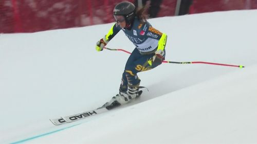 Sara hector torna 'no limits': la svedese si prende il gigante di killington, il video della seconda manche