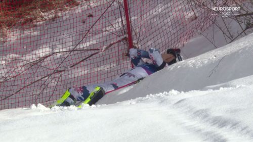 Mcgrath inforca piange nel bosco: lo salom di bormio regala la scena più toccante dei giochi