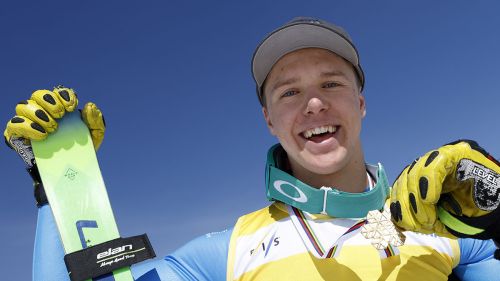 Elan e i suoi atleti festeggiano una stagione di successi nello Ski Cross