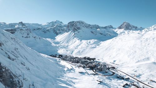 Club Med inaugura il nuovo Resort ai 2100 metri di Tignes. Vacanze "All Inclusive" sulla neve fino al 1 Maggio!