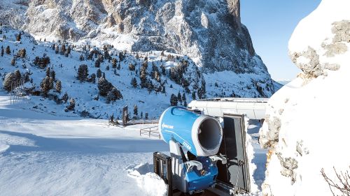 Demaclenko presenta «the ghost», il primo generatore di neve a scomparsa