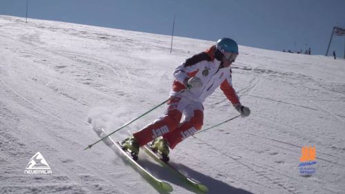 A.20 inclinato leggero tagliente   - corso di sci avanzato