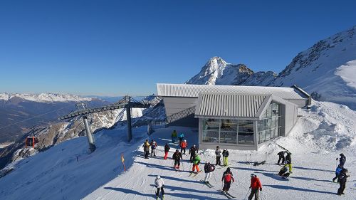 Presena - il rifugio panorama 3000 glacier aperto nel 2017