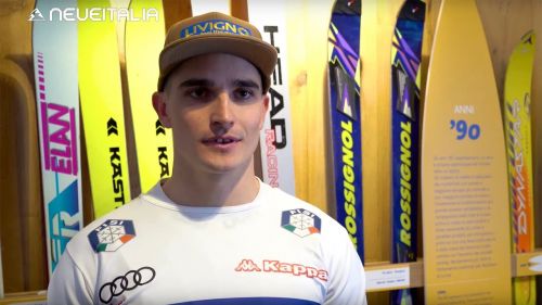 Giovanni Franzoni accarezza la medaglia in super-g: 5° posto nel gran giorno di Rieser