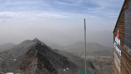 Alpe d’Huez, telecabina del Pic Blanc urta un camion-gru: una quindicina di feriti