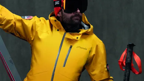 La linea Legacy Phenix 'Time Space Jacket', con tessuto 4 La linea Legacy Phenix 'Time Space Jacket', con tessuto 4