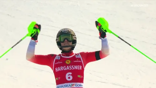 Camille Rast interrompe il regno di Shiffrin in slalom, il video dellimpresa