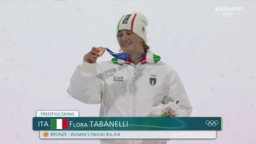 Flora Tabanelli, medaglia di bronzo storica nel big air: rivivi la gioia del podio a Livigno