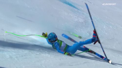 Gran spavento per roberta melesi nel superg: si scompone su un salto e cade, ma sta bene