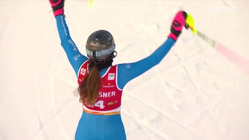 Martina peterlini è tornata: per la terza in carriera tra le top 10, il video del suo slalom