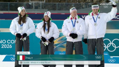 Vittozzi, wierer, hofer e giacomel d'argento nella staffetta mista. ecco il primo podio olimpico dell'italia nel biathlon