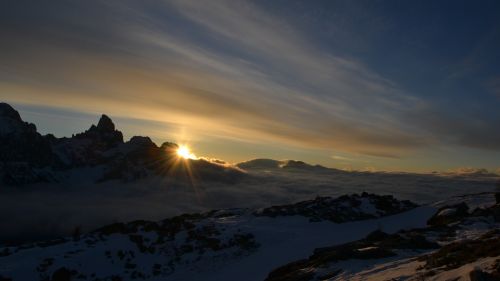 TrentinoSkiSunrise, per vivere l’alba sugli sci da un punto di vista privilegiato