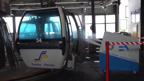 E' trentina la macchina per sanificare le cabinovie tra una risalita e un'altra