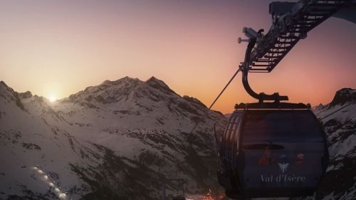 Val d'Isère. A Novembre 2016 la nuova telecabina 10 posti