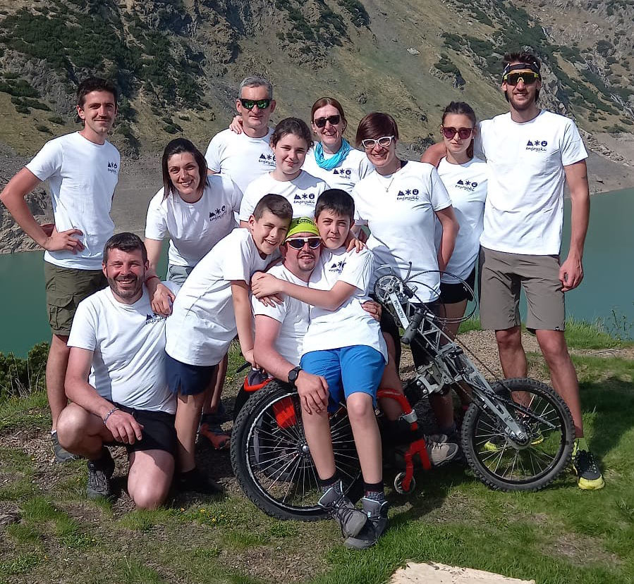 Al rifugio Antonio Curò una sedia a rotelle grazie al progetto 'La montagna per tutti Enjoy'