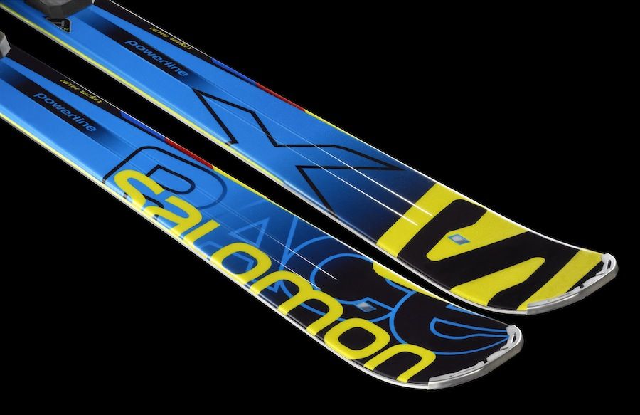 The X-Race is a unique product of Salomon’s Race Collective group. It features state-of-the-art race technology and construction.
The “X” stands for the fusion of WC race technology and construction with intuitive and personalized shapes, radiuses and profiles.