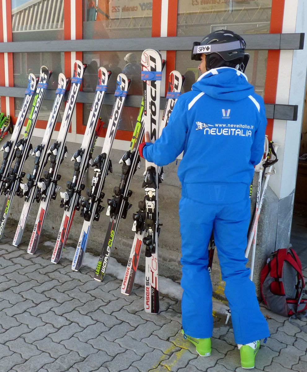 Vuarnet le divise ufficiali Neveitalia Foto Attrezzatura per lo Sci e Sport Invernali Attrezzatura per lo Sci e Sport Invernali