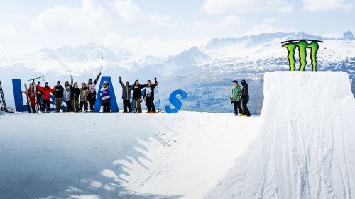 Le leggende dello Sci Freestyle in gara al B&E Inventational di Les Arcs, Francia