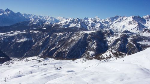 Chamois, un borgo di montagna senza automobili