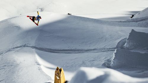 Red Bull Linecatcher a Tignes. Segui in LIVE STREAMING la gara con i più grandi atleti Freeski al mondo