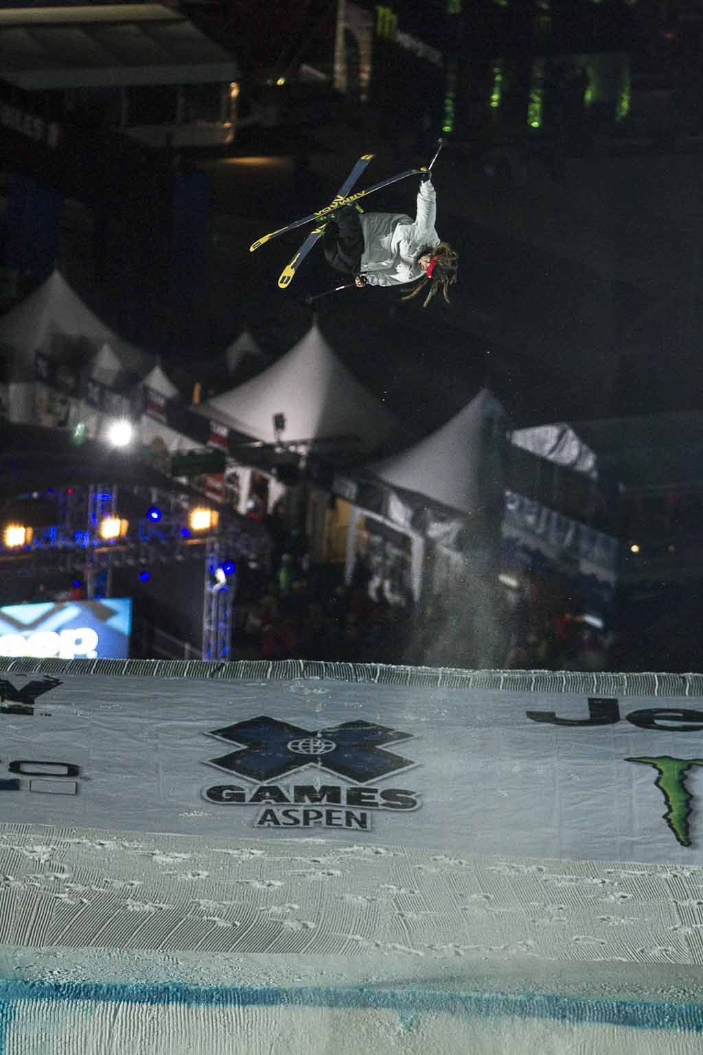 Henrik Harlaut ha vinto l'oro nello Ski Big Air