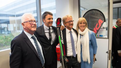 Matteo Renzi in visita agli stabilimenti del Gruppo Tecnica, 'nel cuore dell'area produttiva del paese'