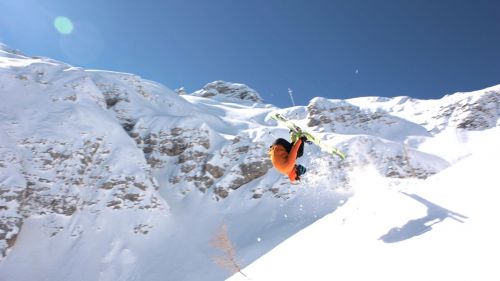 Sella Nevea Mountain Experience, tre weekend di Freeride con la possibilità di dormire in un Igloo autocostruito