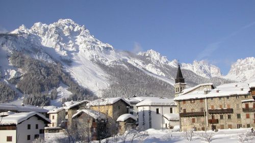 Forni di sopra: Inverno per tutti i gusti nella Perla delle Dolomiti Friulane