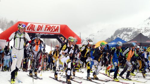 Natalia Zhukova e Stanislav Volzhentsev vincono le skiathlon dei campionati nazionali russi