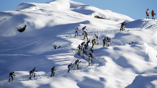 Sölden: le Mika Ski Stars si presentano, Elena Curtoni è molto motivata... 