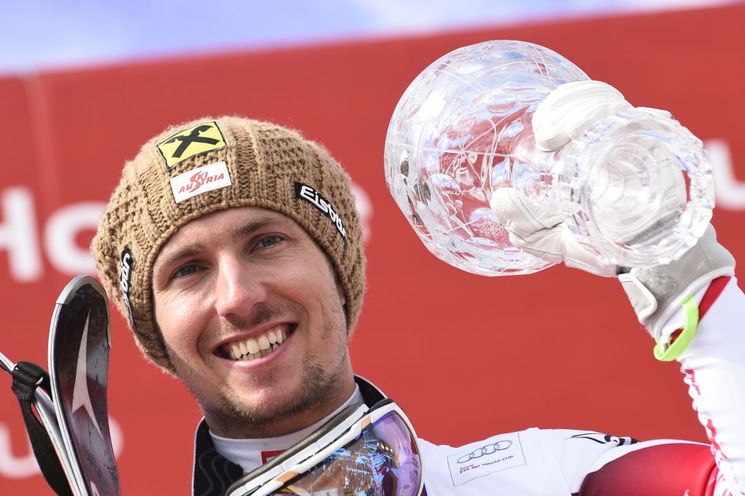 Hirscher chiude i conti per la sua quarta Coppa del Mondo assoluta in gigante, poi 24 ore più tardi va a prendersi tutto in slalom. Terzo dopo la 1^ manche dietro a Gross e Kristoffersen, regala e si regala una discesa perfetta, vincendo con oltre 8 decimi su Razzoli e prendendosi così, con la sfera di cristallo di slalom, anche il primo “triplete” di coppe (generale, slalom e gigante), impresa che replicherà altre tre volte.

