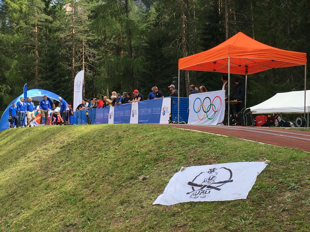 Il pistino di spinta di Cortina d'Ampezzo si trova a pochi chilometri a nord del centro abitato della 